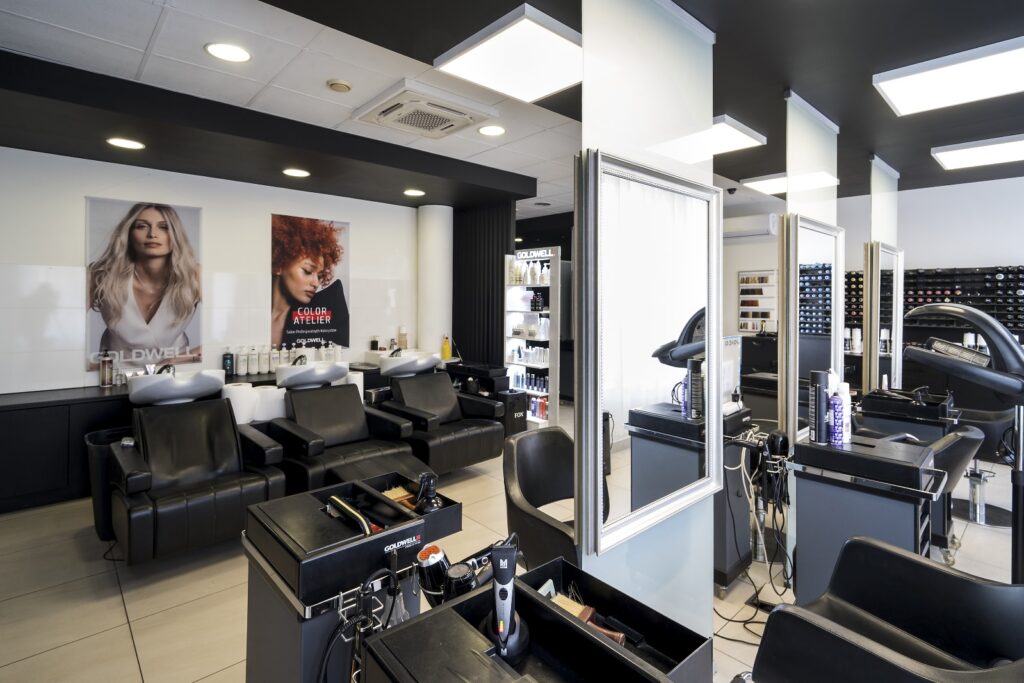 Salon fryzjerski w koninie